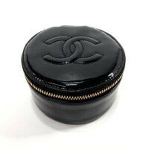Chanel jewelry case Coco Mark pouch patent leather black